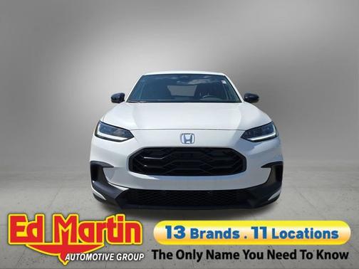 Platinum White Pearl 2026 Honda HR-V Sport