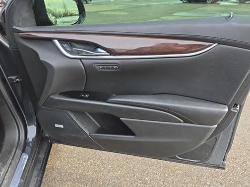 2016 Cadillac XTS Luxury Collection