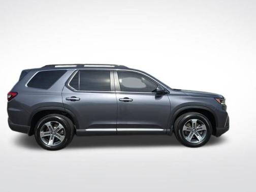 Gray 2025 Honda Pilot EX-L