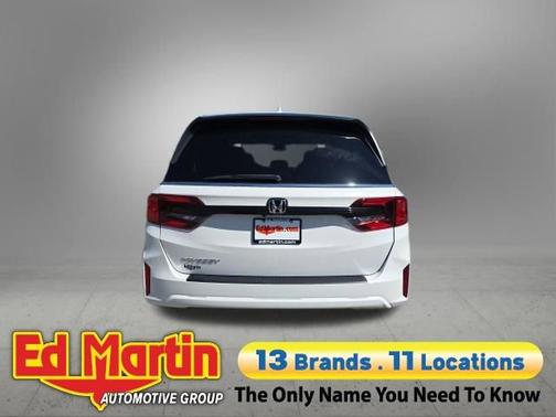 Platinum White Pearl 2026 Honda Odyssey EX-L