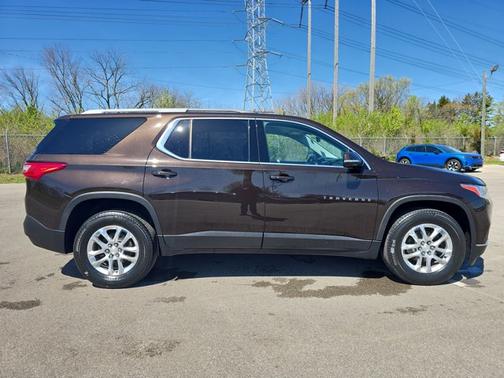 2018 Chevrolet Traverse LT Cloth