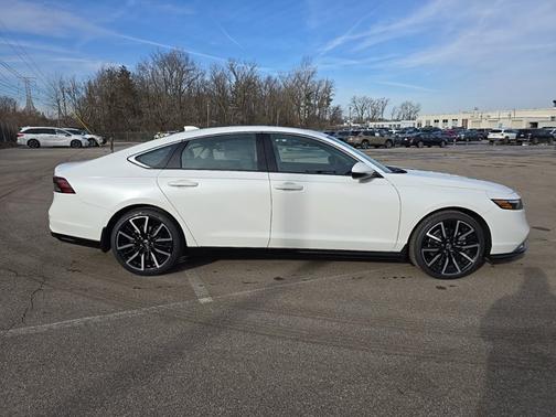 2025 Honda Accord Hybrid Touring