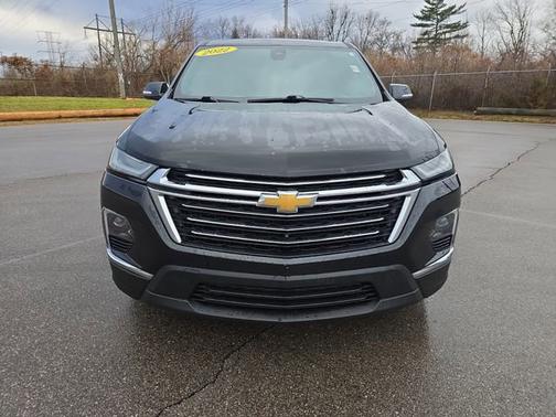 2022 Chevrolet Traverse LT Leather