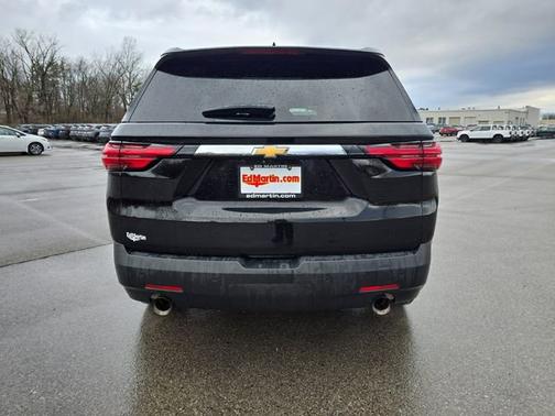 2022 Chevrolet Traverse LT Leather
