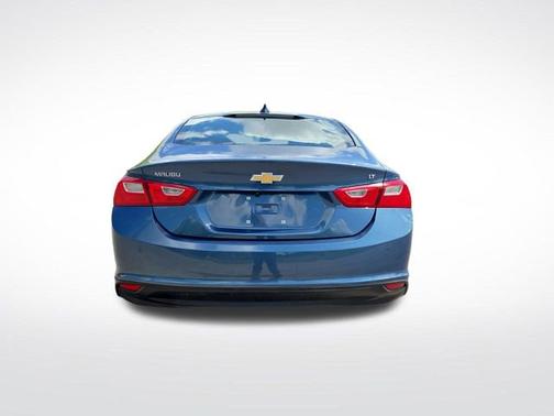 Lakeshore Blue Metallic 2025 Chevrolet Malibu 1LT
