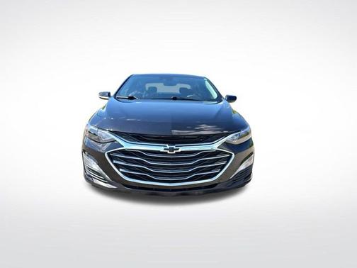 Mosaic Black Metallic 2025 Chevrolet Malibu 1LT