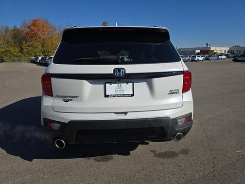 2023 Honda Passport Elite
