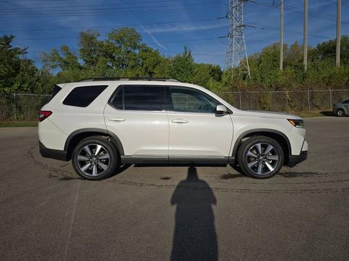 2023 Honda Pilot Elite