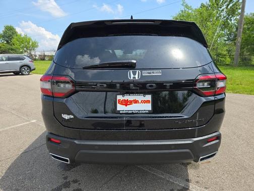 2025 Honda Pilot Black Edition