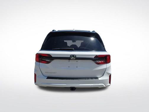 White 2026 Honda Odyssey EX-L