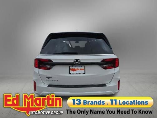 Platinum White Pearl 2026 Honda Odyssey EX-L