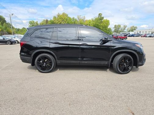 2022 Honda Pilot Black Edition
