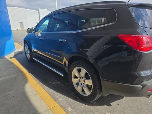 2010 Chevrolet Traverse LTZ