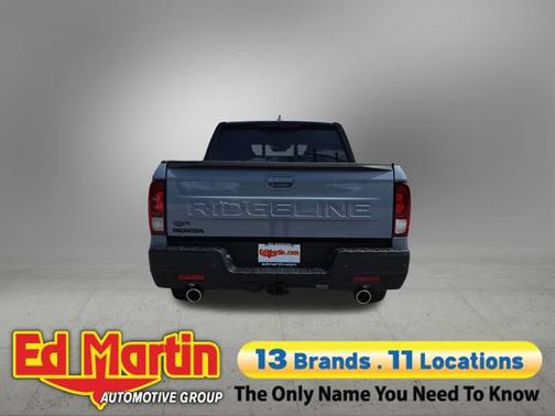 Sonic Gray Pearl 2026 Honda Ridgeline Black Edition