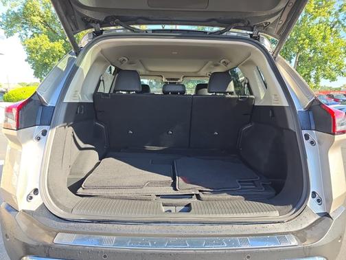 2022 Nissan Rogue Platinum