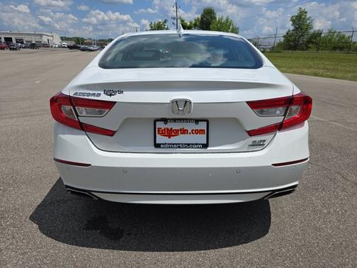 2019 Honda Accord Touring 2.0T