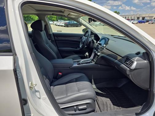 2019 Honda Accord Touring 2.0T