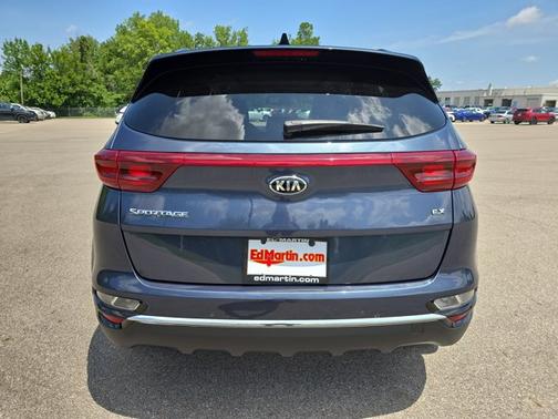 2022 Kia Sportage EX