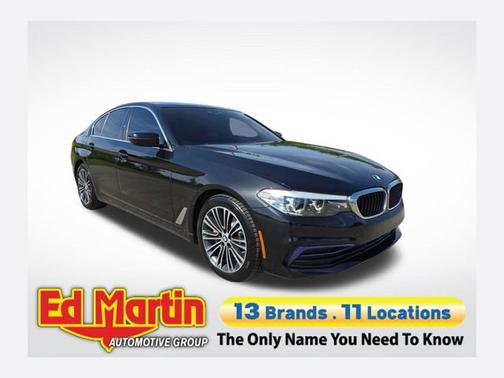 Black Sapphire Metallic 2019 BMW 530 i xDrive