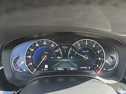 Black Sapphire Metallic 2019 BMW 530 i xDrive