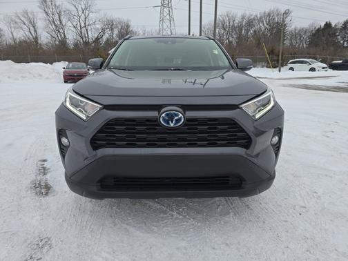 2021 Toyota RAV4 Hybrid XLE Premium
