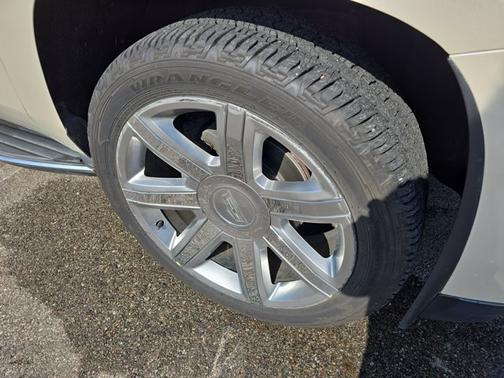 2015 Cadillac Escalade Luxury