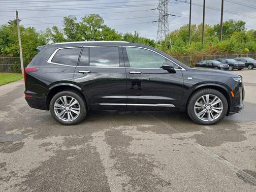 2023 Cadillac XT6 AWD Premium Luxury