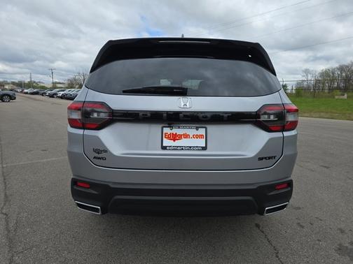 2025 Honda Pilot Sport