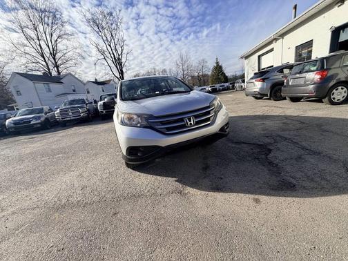 Silver 2014 Honda CR-V LX