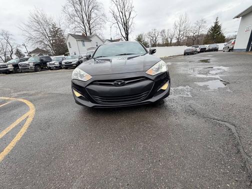 2013 Hyundai Genesis Coupe 3.8 Track