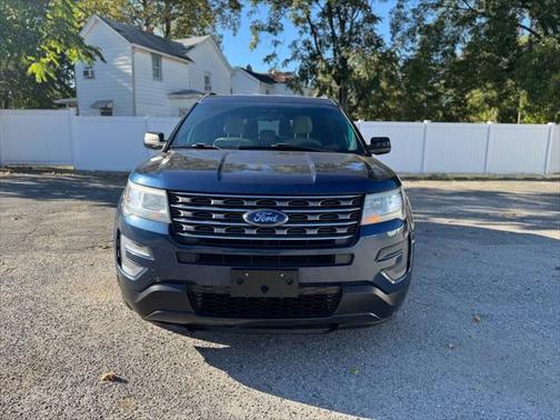 2016 Ford Explorer Base