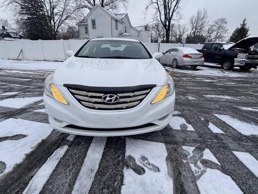 2013 Hyundai SONATA SE