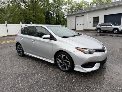 2016 Scion iM Base 4dr Hatchback CVT
