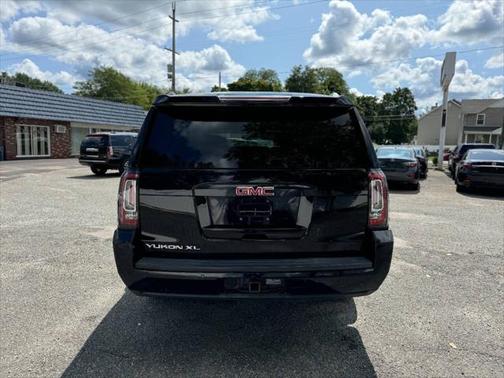 2015 GMC Yukon SLE