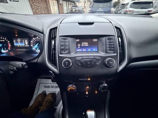 2018 Ford Edge SE