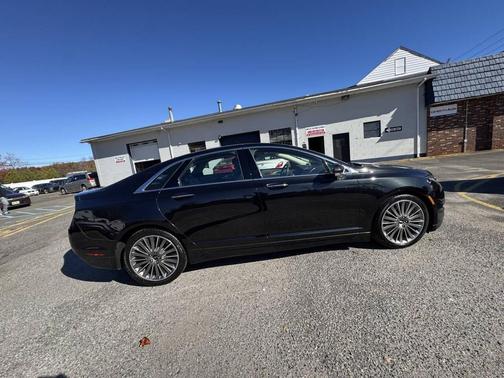 2013 Lincoln MKZ Base