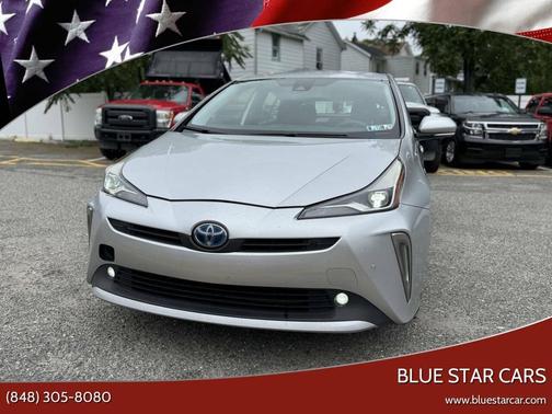 2019 Toyota Prius LE