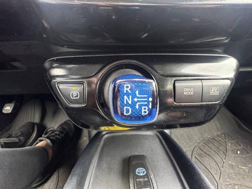 2019 Toyota Prius LE