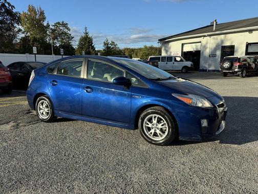 2010 Toyota Prius III