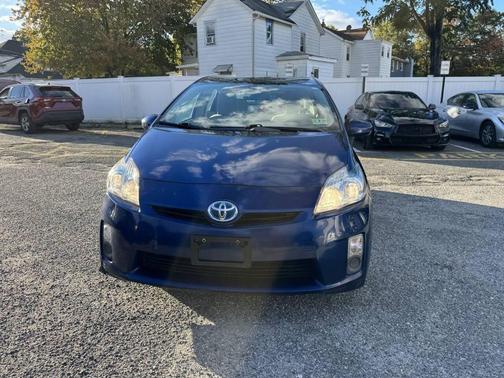 2010 Toyota Prius III