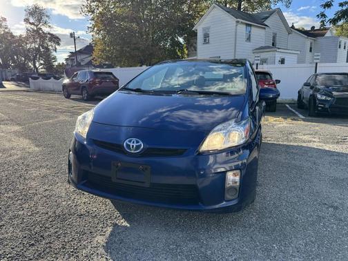 2010 Toyota Prius III
