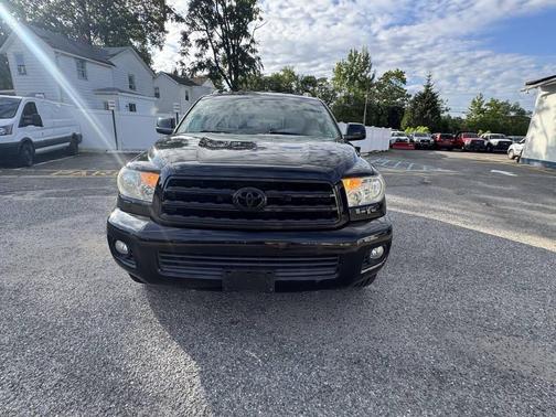 2010 Toyota Sequoia SR5