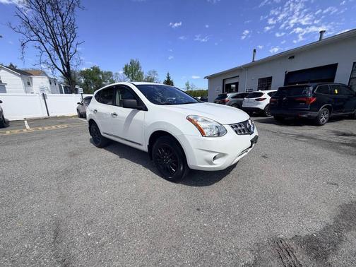 White 2011 Nissan Rogue S