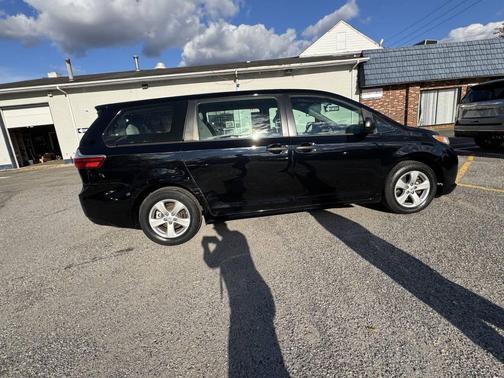 2015 Toyota Sienna L