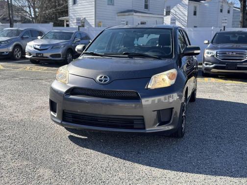 2009 Scion xD Base 4dr Hatchback 4A