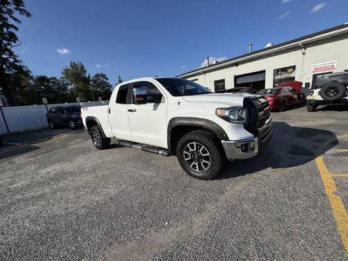 2019 Toyota Tundra SR5