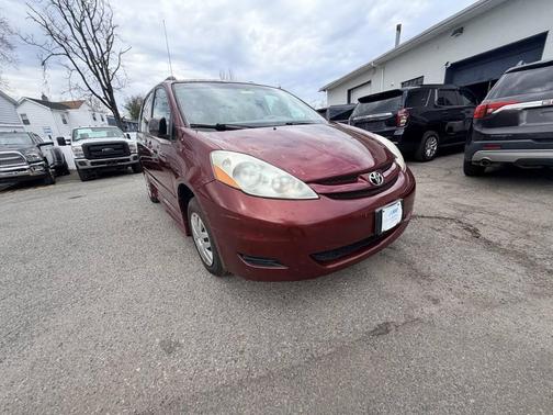 2008 Toyota Sienna LE