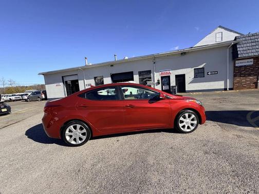 2012 Hyundai ELANTRA Limited