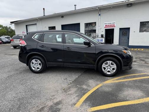2016 Nissan Rogue S