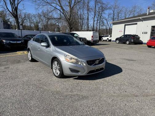 2013 Volvo S60 T5